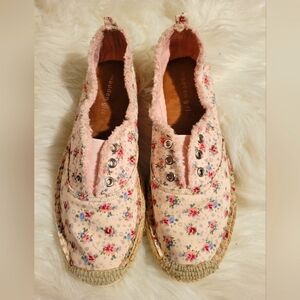 Madden Girl Erinn floral slip ons